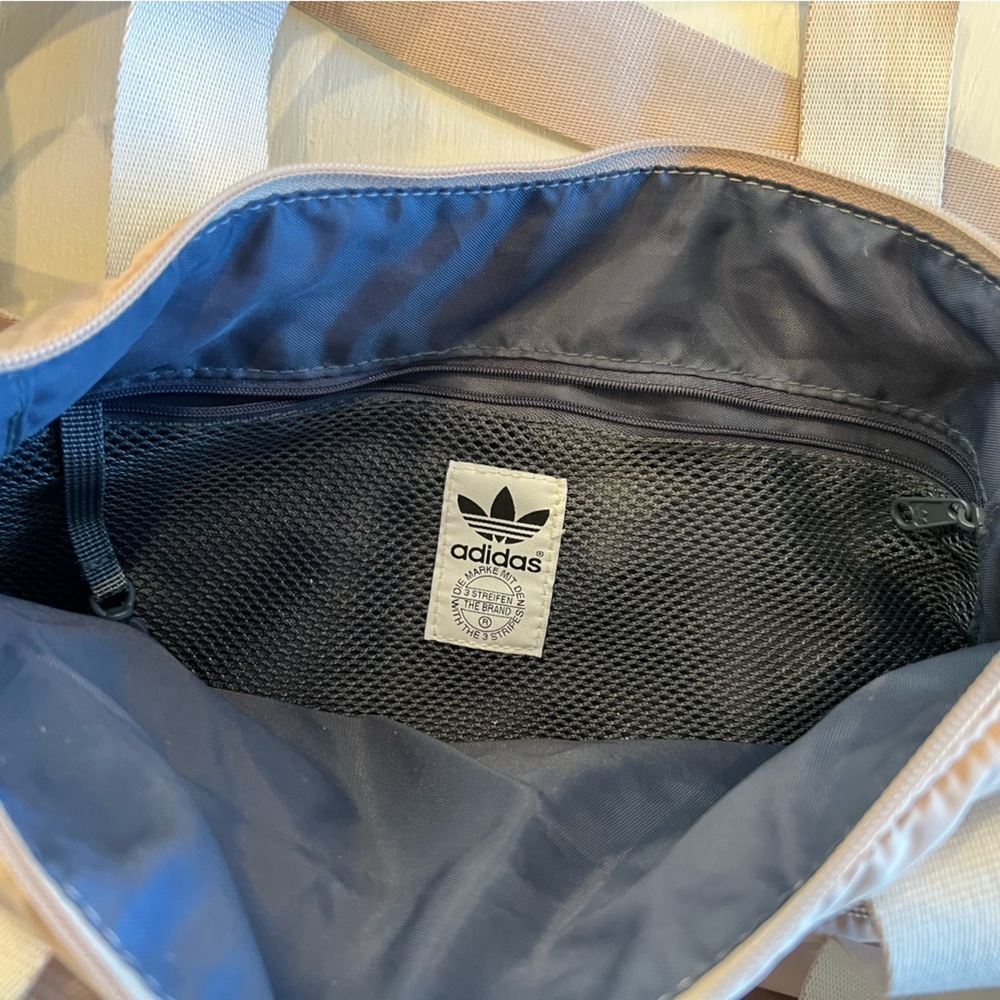 Adidas Originals Neutral beige/tan Puffer Tote Crossbody Bag Athleisure Purse - Picture 3 of 8